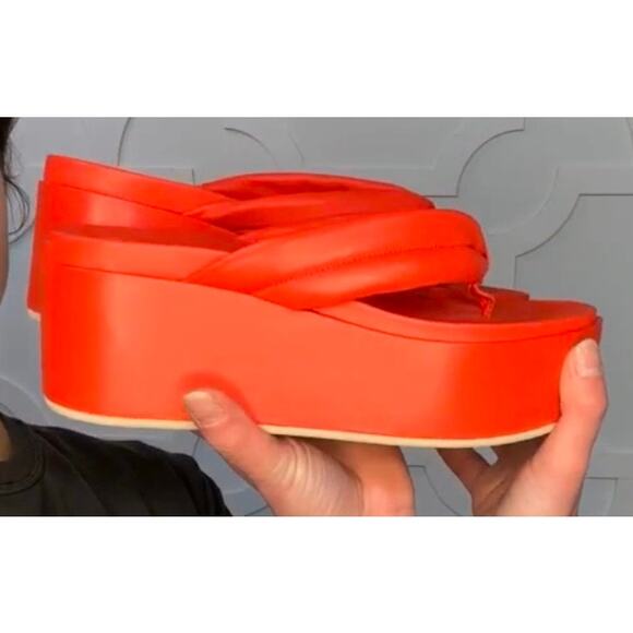 UNLACE Toe Strap Sandals In Red Size Euro 40 / US 10 New in Box MSRP $317 - Picture 13 of 15